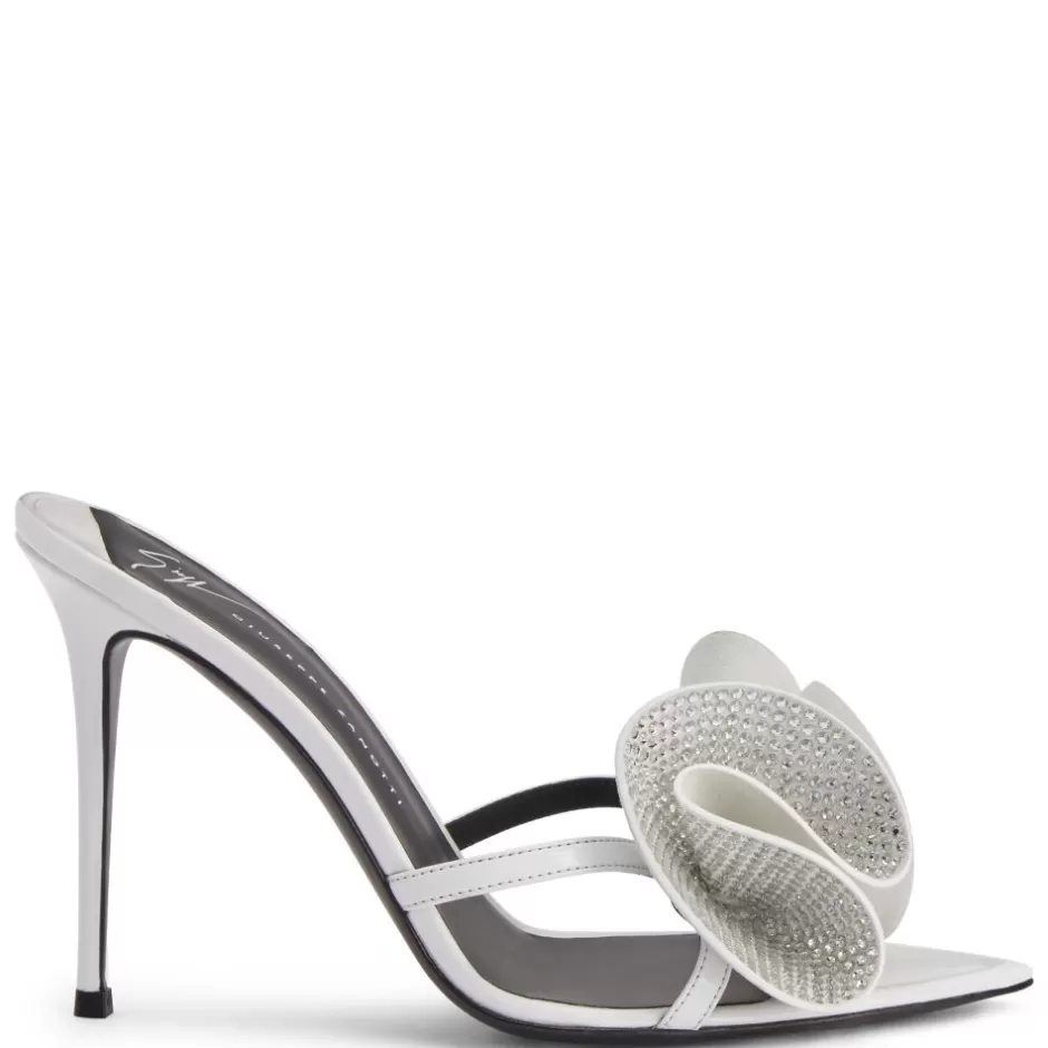 Giuseppe Zanotti Sandals*Intriigo Charmante White