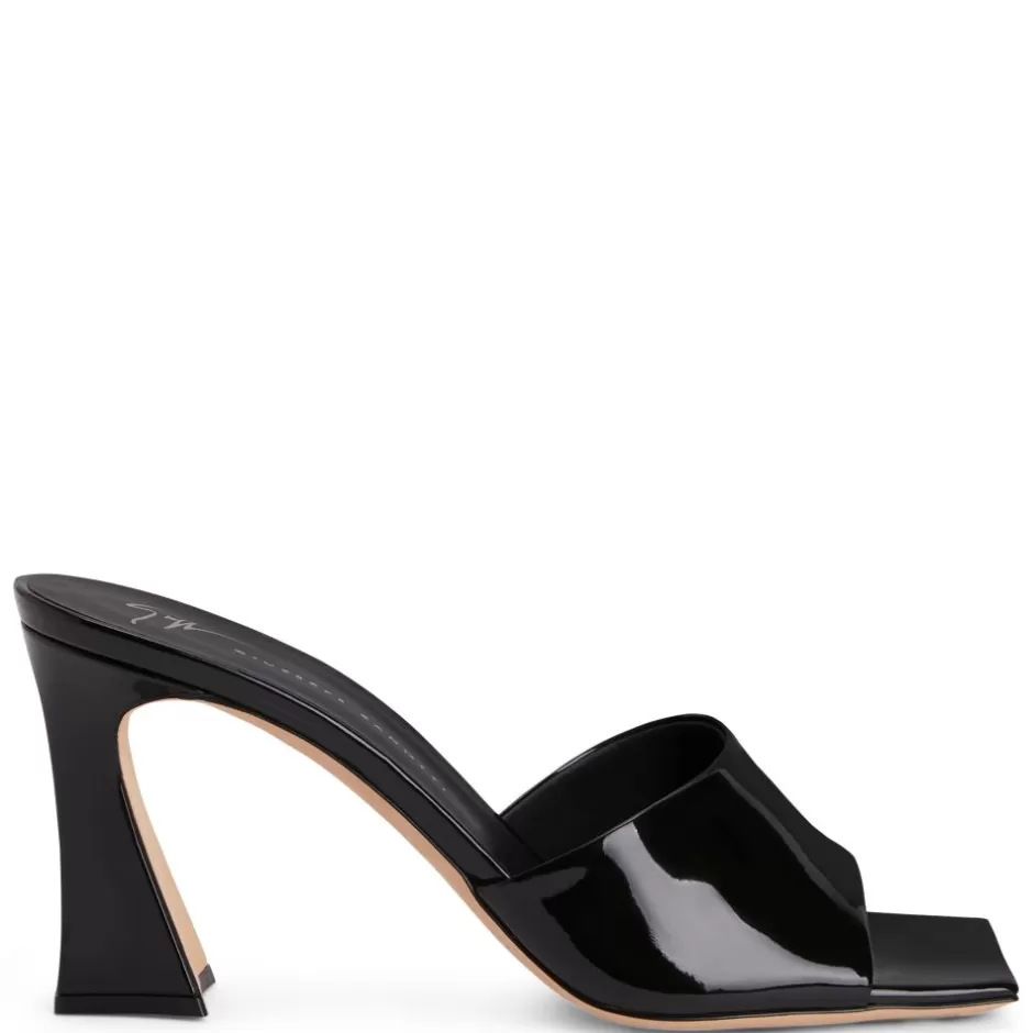 Giuseppe Zanotti Sandals*Solhene Black