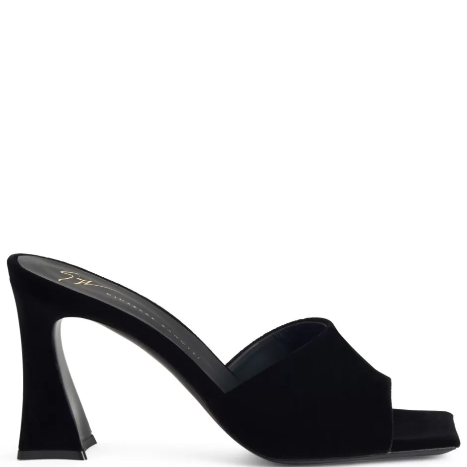 Giuseppe Zanotti Sandals*Solhene Black